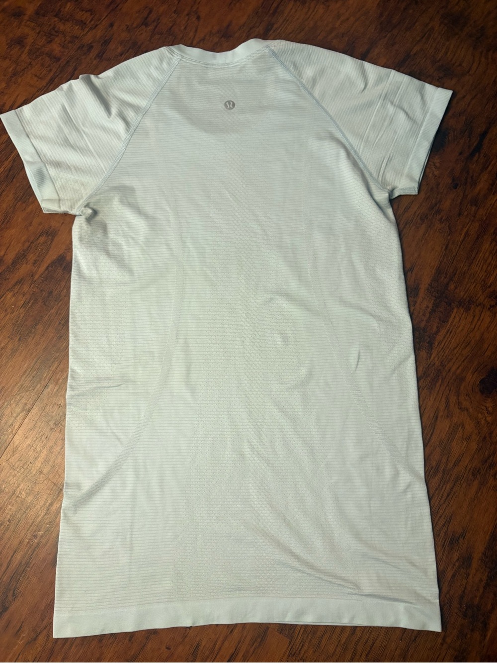 lululemon athletica Men’s Pale Blue Short Sleeve Performance Tee